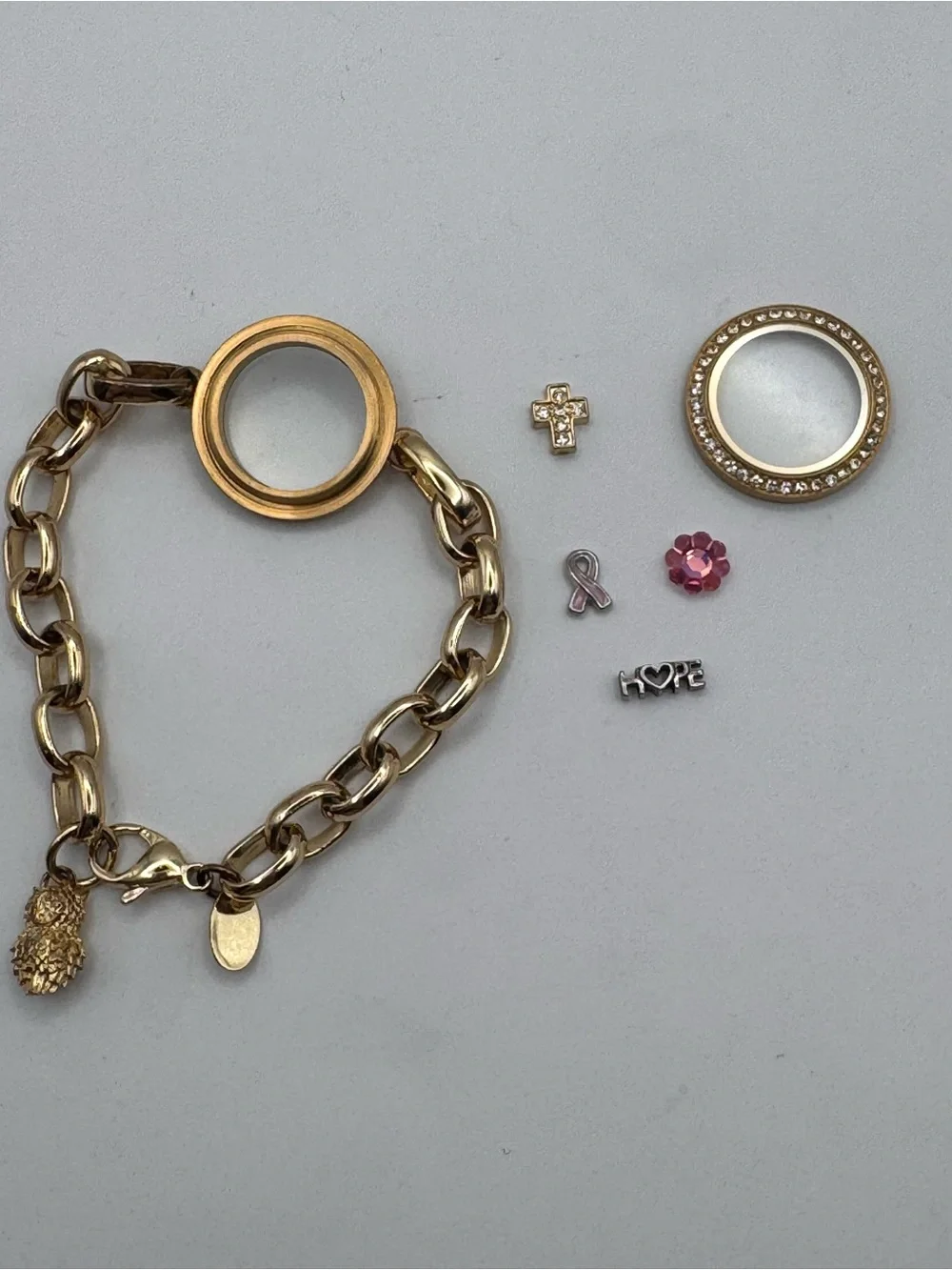 ORIGAMI OWL™️ Gold-Tone Floating Locket Bracelet W/ Charms